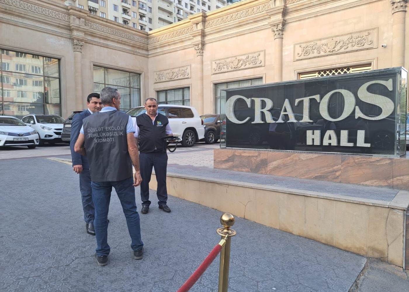 "Cratos Hall" restoranının rəhbərliyi cərimələndi - FOTO